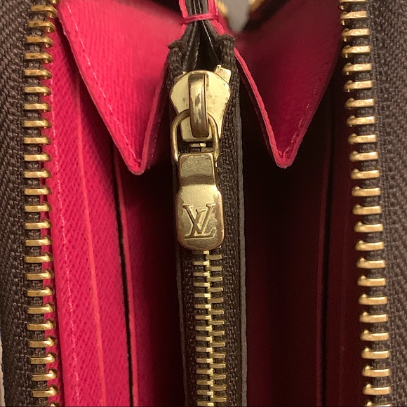 ❌SOLD❌ Louis Vuitton Monogram Pink Blooming Flower Clemence Wallet - Picture 11 of 16